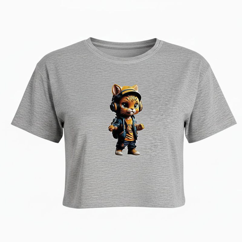 ست کراپ تی شرت و شلوارک زنانه طرح کیتی استایل طوسی روشن - Image 4